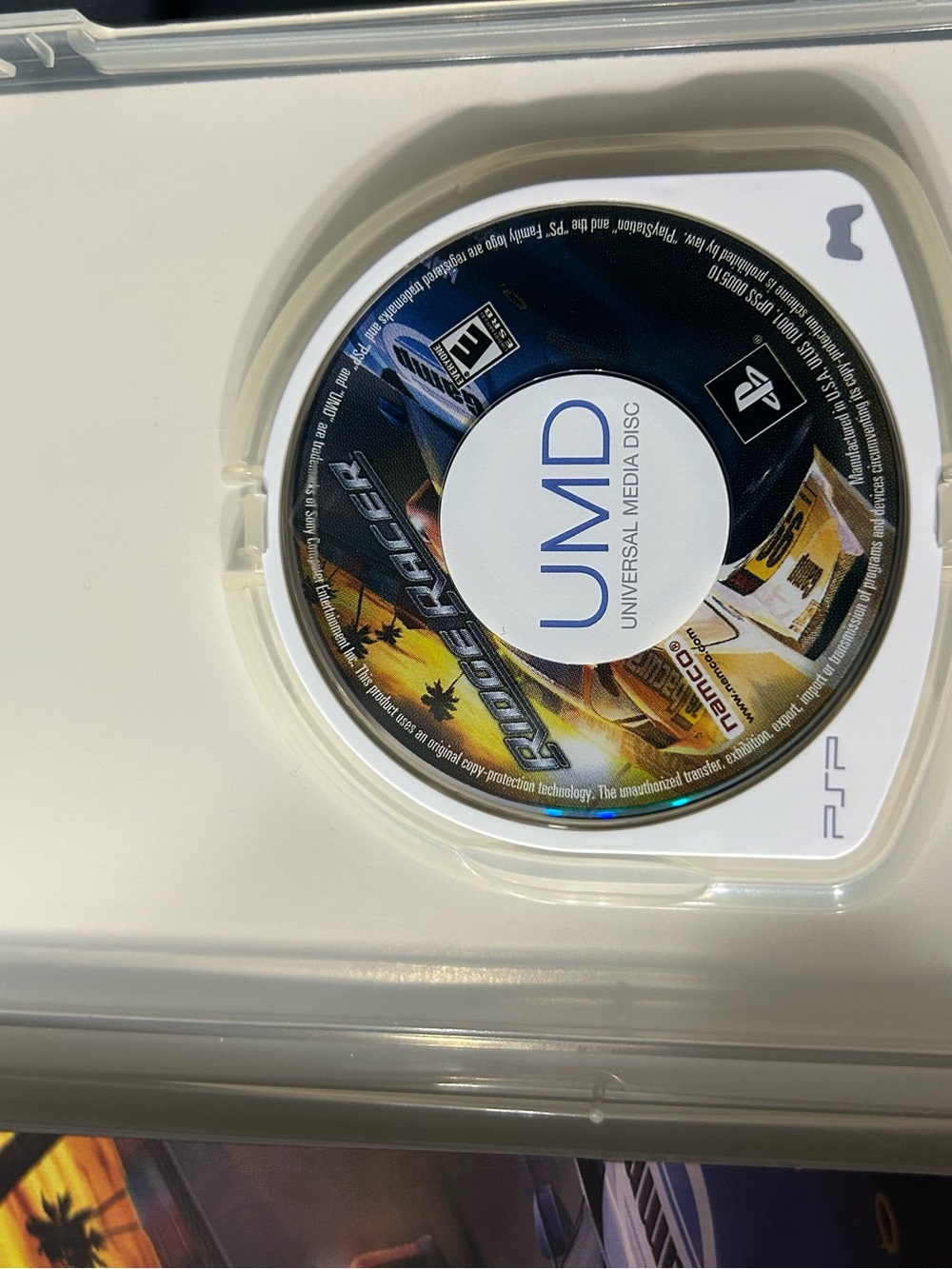 Sony PSP Ridge Racer - Blue & Red Racing Car Cover - Picture 3 of 6